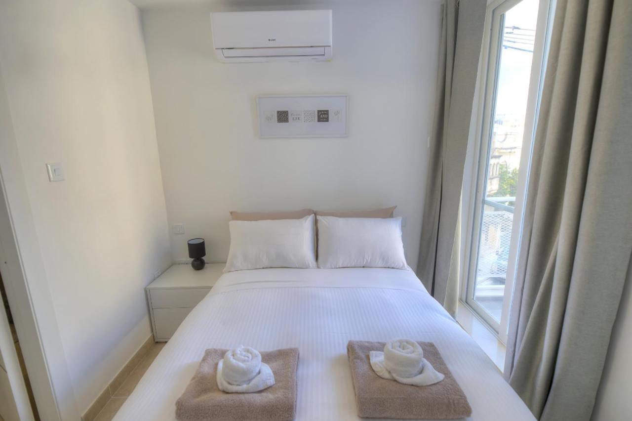 Brand New And Tastefully Furnished 2 Bedroom Apartment Ddif1-2 Gzira المظهر الخارجي الصورة
